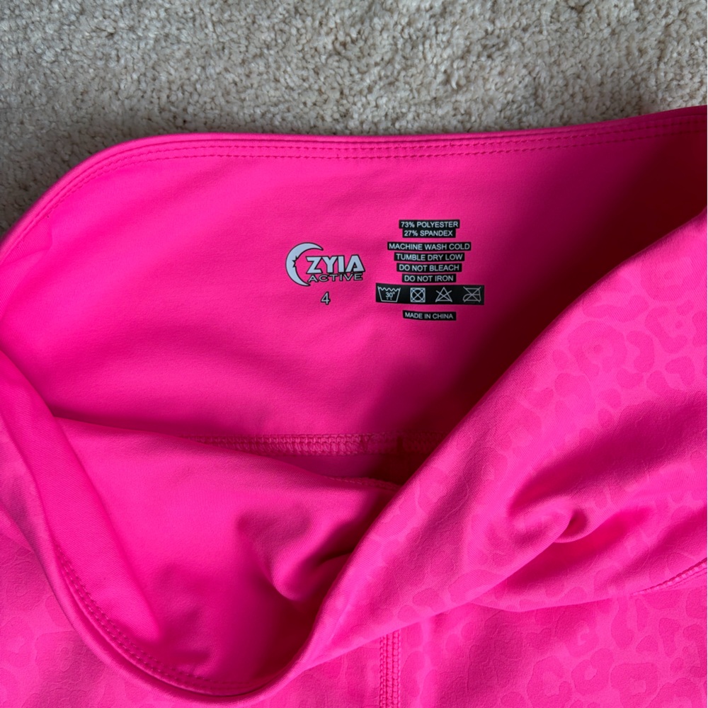 ZYIA Bright Hot Pink Performance Leggings